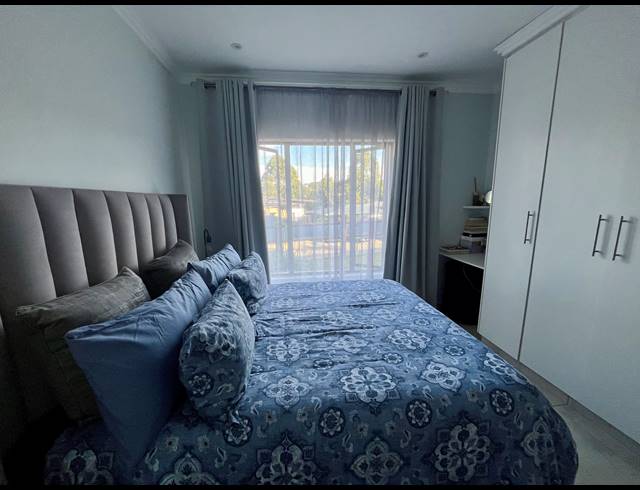2 BEDROOM FLAT TO LET IN CRESTHOLME